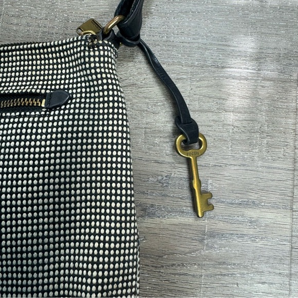 Fossil Kinely Crossbody Bag Leather and Textile Checkered Black & White - Picture 6 of 13
